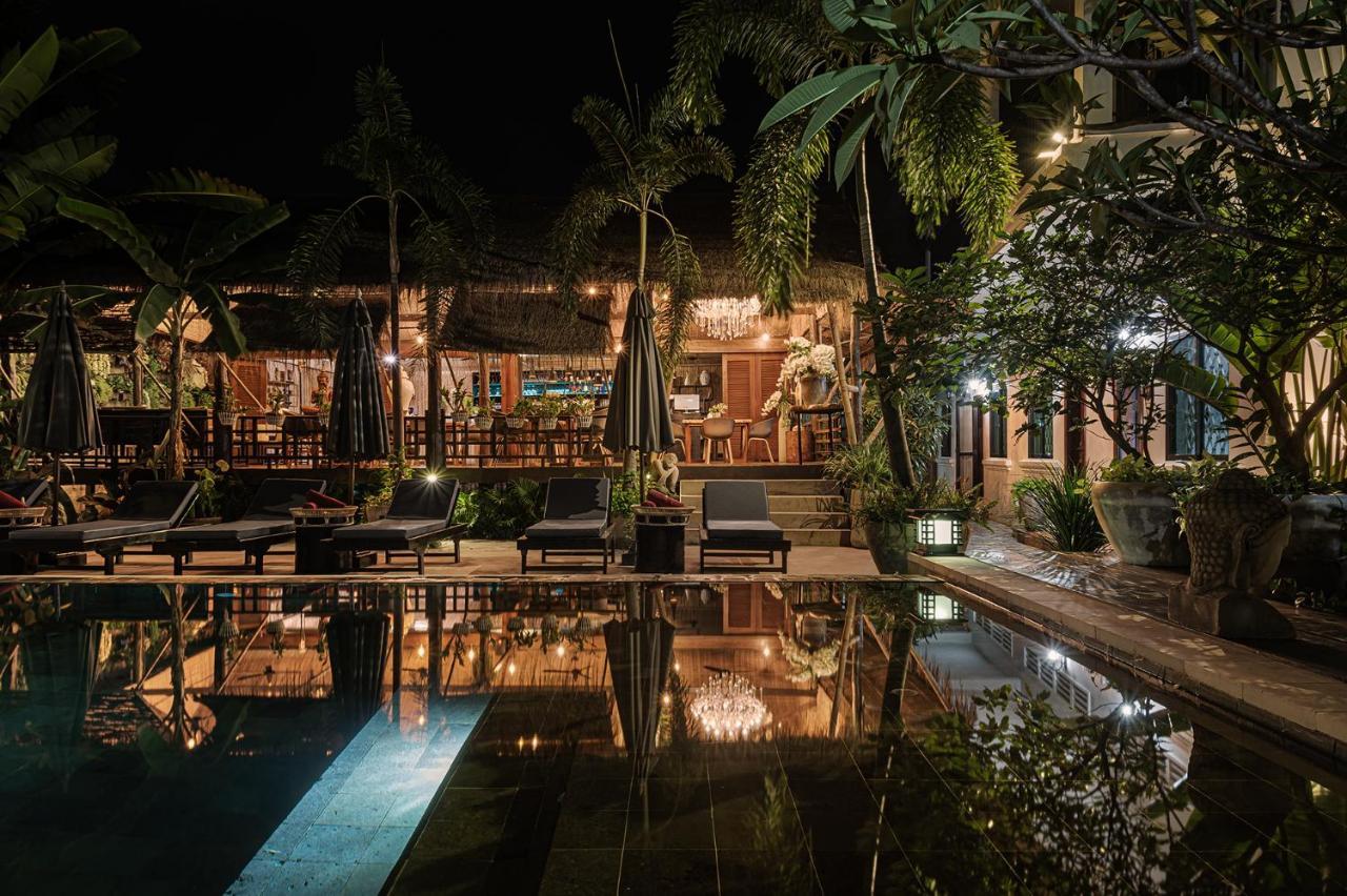 La Bastide De Caro Hotell Siem Reap Exteriör bild